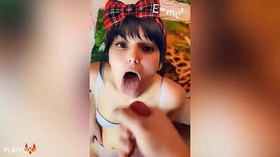 Жоғары сыныпта оқитын қыз бірінші спермы аузына сыныптасынан алады