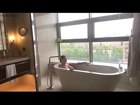 ❤️ Керемет сәби Жуынатын бөлмеде оның кискасын құмарта тартып жатыр ❤❌ Порно бойынша бізде ❌️